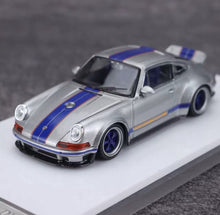 Load image into Gallery viewer, Zincit 1:64 Silver Blue 911 964 Singer DLS Sports Model Diecast Metal Car New Collection