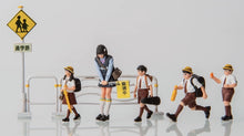 Load image into Gallery viewer, 1:64 Painted Figure Model Miniature Resin Diorama Scene Teacher Students Set