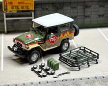 Load image into Gallery viewer, RM 1:64 FJ40 Off Road ORV Land Cruiser SUV Classic Model Diecast Metal Car New Collection