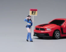 Load image into Gallery viewer, 1:64 Painted Figure Model Miniature Resin Diorama Signboard Model Lady Sand Hot