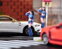 Load image into Gallery viewer, 1:64 Painted Figure Model Miniature Resin Diorama Car Model Lady Sand Hot Blue