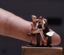 Load image into Gallery viewer, 1:64 Painted Figure Model Miniature Resin Diorama Sweet Couple Lovers Man Lady