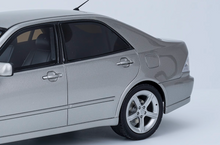 Load image into Gallery viewer, Otto 1:18 JDM Silver IS200 Sedan Sports Model Diecast Resin Car New