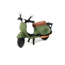 Load image into Gallery viewer, 1:64 Painted Figure Mini Model Miniature Resin Diorama Motocycle Couple Lovers