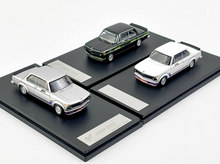Load image into Gallery viewer, YS 1:64 2002 Turbo Classic Sports Model Diecast Metal Car New Collection