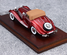 Load image into Gallery viewer, Liberty 1:64 Wine 500K Vintage Convertible Sports Model Diecast Metal Car New Collection