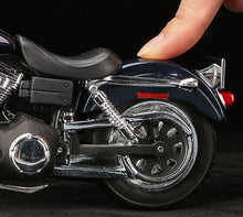Load image into Gallery viewer, Maisto 1:12 2006 FXDBI Dyna Street Bob Model Diecast Metal Motorcycle New