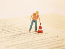 Load image into Gallery viewer, 1:64 Painted Figure Mini Model Miniature Resin Diorama Sand Mapping Personnel New