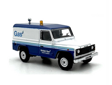 Load image into Gallery viewer, OXFORD 1:76 Defender LWB Rescue Classic SUV Sports Model Diecast Metal Car New