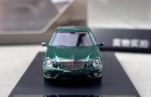 Load image into Gallery viewer, King 1:64 Green E63 AMG W211 Classic Sedan Sports Model Diecast Metal Car New Collection