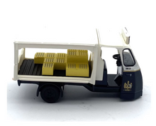 Load image into Gallery viewer, 1:76 Milk Buoy Delivery Tricycle Vintage Model Diecast Metal Car