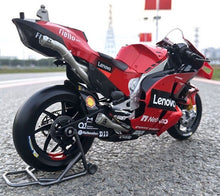 Load image into Gallery viewer, Maisto 1:6 2022 GP Desmosedici #63 Racing Model Diecast Metal Motorcycle