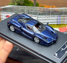 Load image into Gallery viewer, King 1:64 Blue ENZO Racing Sports Open Model Diecast Metal Car New Collection