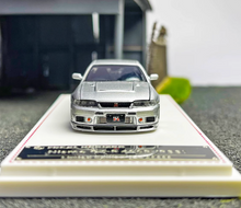 Load image into Gallery viewer, FH 1:64 JDM Nismo Skyline GTR R33 400R Racing Sports Model Diecast Metal Car