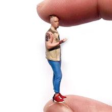 Load image into Gallery viewer, 1:64 Painted Figure Mini Model Miniature Resin Diorama Punk Trendy Man Tattoo