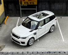 Load image into Gallery viewer, WHELART 1:64 2018 White Range Rover Sports SUV Model Diecast Metal Car New Collection