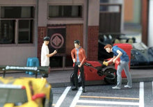 Load image into Gallery viewer, 1:64 Painted Figure Mini Model Miniature Resin Diorama Sand Leather Jacket Man