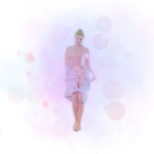 Load image into Gallery viewer, 1:64 Painted Figure Mini Model Miniature Resin Diorama Bubble Bath Couple Hot