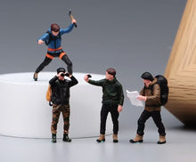 Load image into Gallery viewer, 1:64 Painted Figure Model Miniature Resin Diorama Sand Climber Set Puppet Man