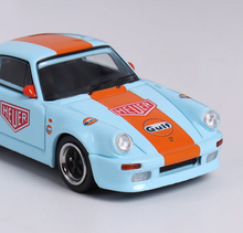 Load image into Gallery viewer, Master 1:64 HEC 911 930 Turbo Black Bird Sports Model Diecast Metal Car