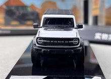 Load image into Gallery viewer, Shadow 1:64 White Bronco ORV SUV 4 Doors Sports Model Diecast Metal Car New Collection