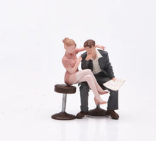 Load image into Gallery viewer, 1:64 Painted Figure Model Miniature Resin Diorama Sweet Couple Lovers Man Lady