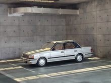 Load image into Gallery viewer, XCARTOYS 1:64 Silver 7 Gen Crown S120 Sedan Classic Model Diecast Metal Car