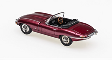 Load image into Gallery viewer, GFCC 1:64 1961 E Type Roadster Convertible Sports Model Diecast Metal Car