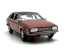 Load image into Gallery viewer, OXFORD 1:76 Princess Leland BL Renard Hatchback Sports Model Diecast Metal Car New Collection