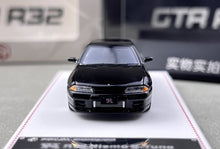 Load image into Gallery viewer, FH 1:64 Black Skyline GTR R32 Nismo S-Tune Sports Model Diecast Metal Car New Collection