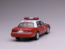 Load image into Gallery viewer, 1:64 596 Red LA LAFD Fire Crown Victoria CV EN114 Model Diecast Metal Car New Collection