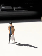 Load image into Gallery viewer, 1:64 Painted Figure Mini Model Miniature Car Scenes Resin Casual Man Carring Bag
