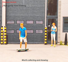 Load image into Gallery viewer, 1:64 Painted Figure Mini Model Miniature Resin Diorama Skating Couple Boy Girl