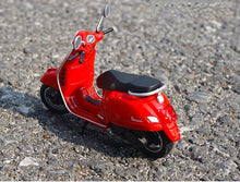 Load image into Gallery viewer, WELLY 1:18 2017 GTS 125CC Sports Classic Model Diecast Metal Motorcycle