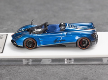 Load image into Gallery viewer, 1:64 Flame Blue Huayra BC Convertible Sports Model Diecast Resin Car New Collection