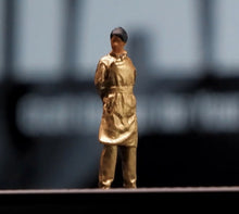 Load image into Gallery viewer, 1:64 Painted Figure Mini Model Miniature Resin Diorama Sand Trendy Man Boy Fancy