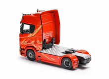 Load image into Gallery viewer, Masdi 1:64 Orange Scania 770s Truck Tractor Sports Model Diecast Metal Car New Collection