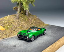 Load image into Gallery viewer, CM 1:64 Green Zonda F Sports Model Diecast Metal Car New Collection