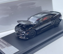 Load image into Gallery viewer, Glory 1:64 Black Camaro Coupe Muscle Sports Model Diecast Metal Car New Collection