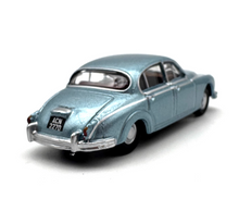 Load image into Gallery viewer, 1:76 Blue JAGUAR MK2 Classic Vintage Sports Model Diecast Metal Car New Collection