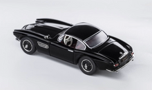 Load image into Gallery viewer, GFCC 1:64 Black 1957 507 Hard Top Classic Sports Model Diecast Metal Car New Collection