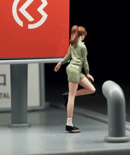 Load image into Gallery viewer, 1:64 Painted Figure Mini Model Miniature Resin Diorama Sand Green Dress Girl Toy New