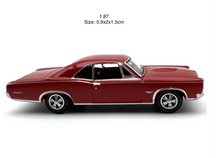 Load image into Gallery viewer, 1:87 Red Pontiac GTO Muscle Classic Sports Model Diecast Metal Car New Collection