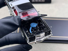 Load image into Gallery viewer, FW 1:64 Black 1979 Continental Classic Sports Model Diecast Metal Car New Collection