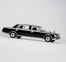 Load image into Gallery viewer, RS 1:64 Black Century VG45 Limo Luxury Sedan Model Diecast Metal Car New Collection