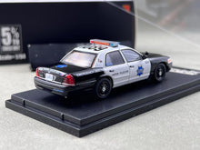 Load image into Gallery viewer, Rollin 1:64 SFPD Police Dog CV CROWN VICTORIA Model Diecast Metal Car New Collection