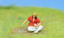 Load image into Gallery viewer, 1:64 Painted Figure Model Miniature Resin Diorama Sand Pet Walk Dog Puppy Toy