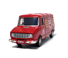 Load image into Gallery viewer, 1:76 Red Food Delivery Mini Van Model Diecast Metal Car New Collection