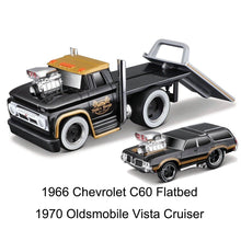 Load image into Gallery viewer, Maisto 1:64 1966 C60 Flatbed Trailer Oldsmobile Vista Cruiser Model Metal Car