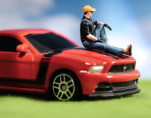 Load image into Gallery viewer, 1:64 Painted Figure Model Miniature Resin Diorama Sand Sitting Cap Man Boy Cool